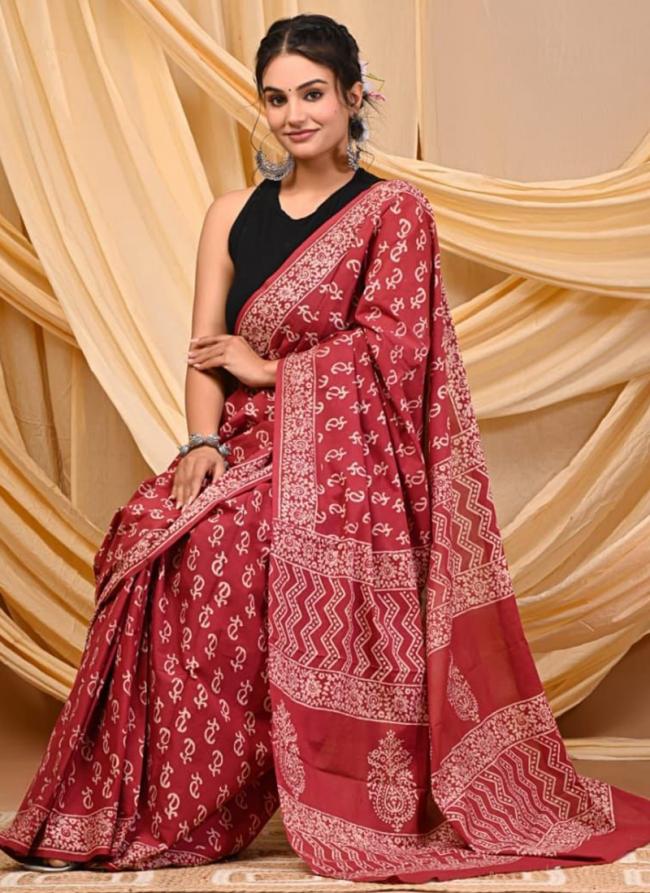 Cotton Red Daily Wear Printed Saree